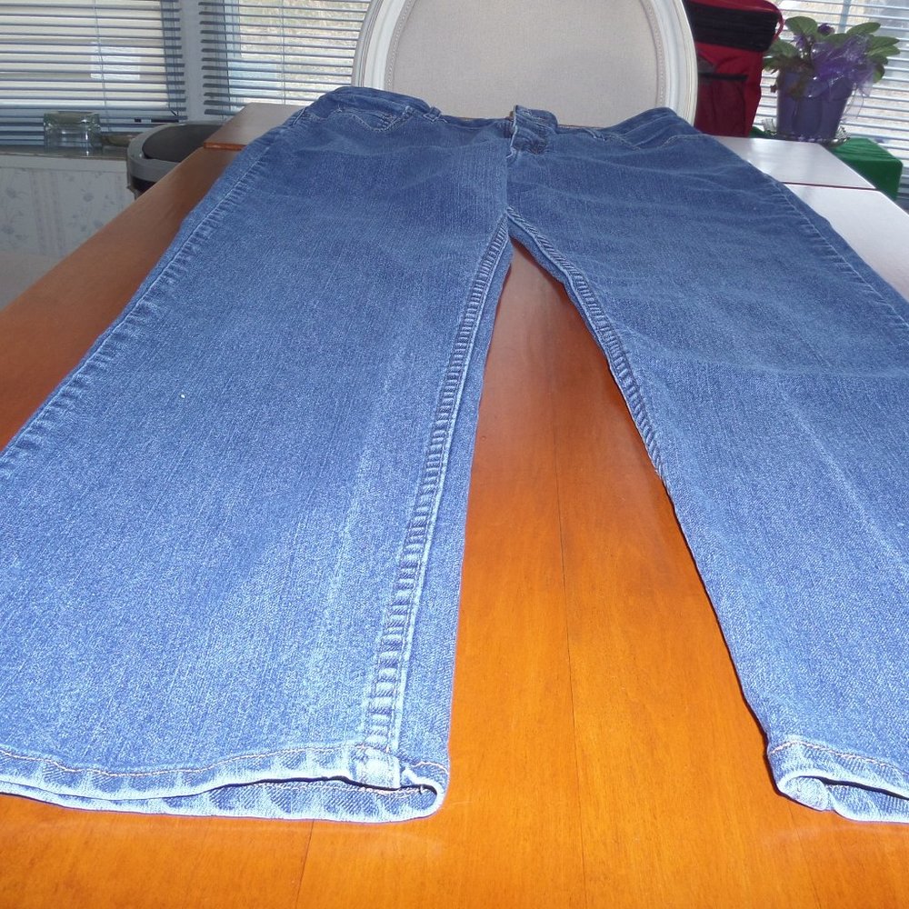 Womens Lee Riders Blue Jeans - Relaxed Fit - Straight Leg